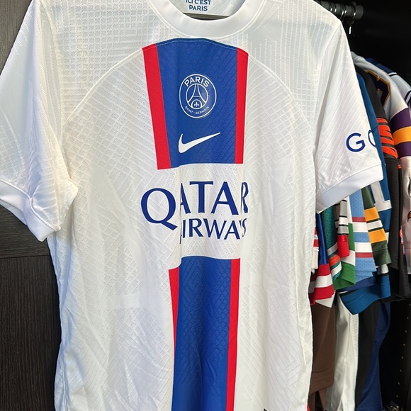 Kylian Mbappe Paris Saint-Germain Nike 2022/23 3rd Vapor Match Authentic Jersey - Picture 3 of 9